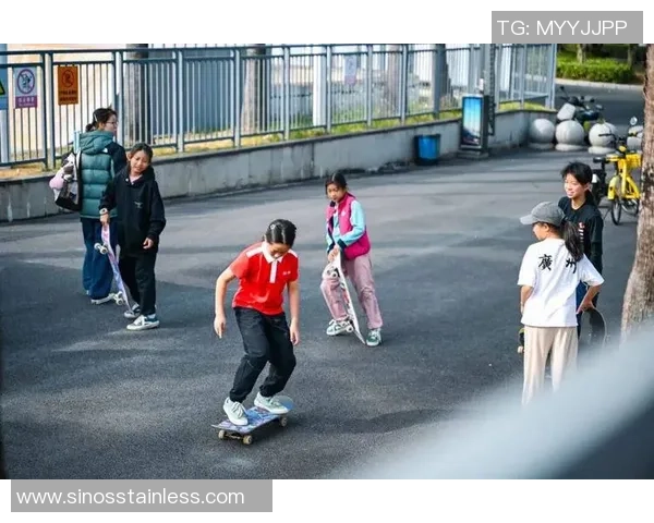 滑板文化的崛起与挑战广州滑板队如何逆风翻盘的故事